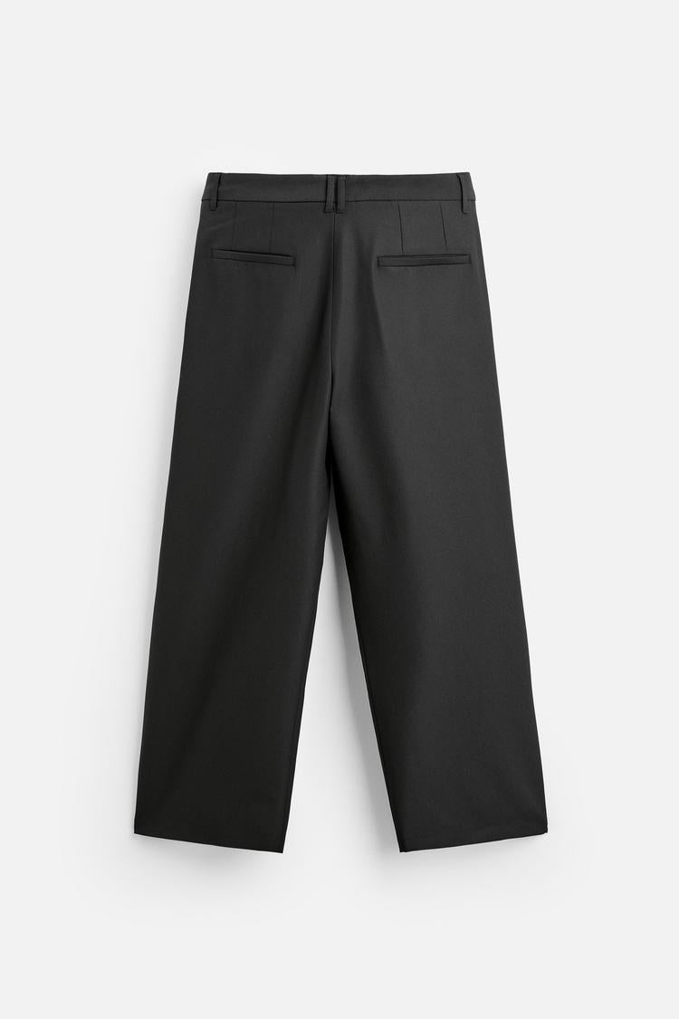 PANTALÓN DE CULOTTE DESCONTRAÍDO CON PLISES